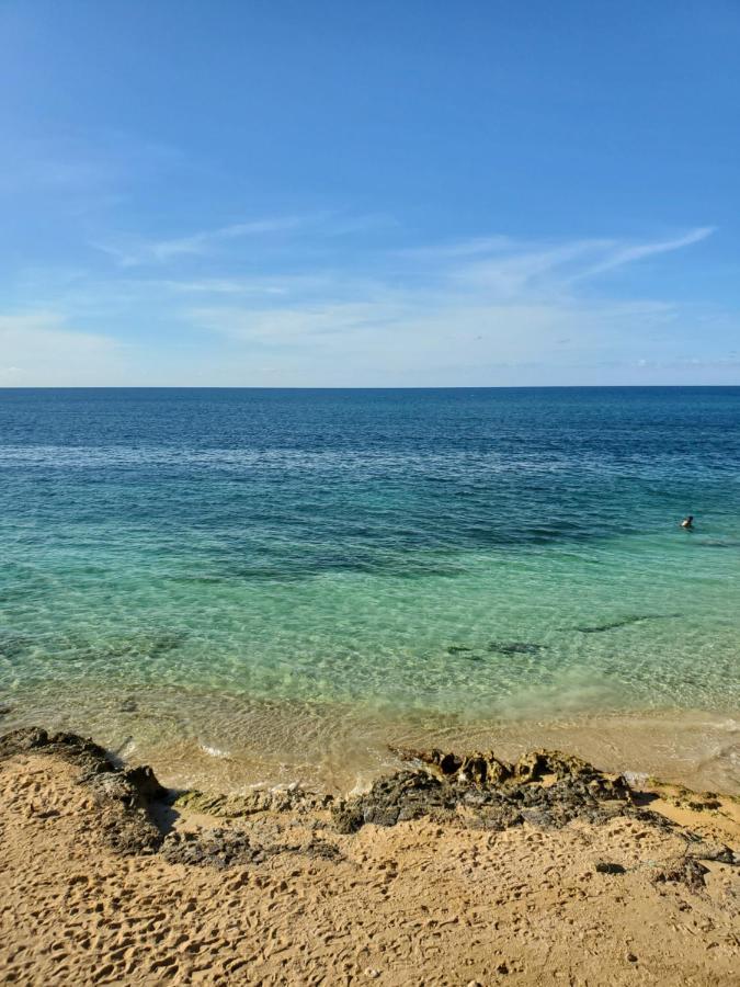 Evelin'S On The Beach Montego Bay Buitenkant foto
